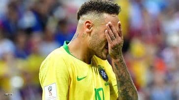 اصابة نيمار الغير متوقعه جعلته يغادر تمرين منتخب البرازيل